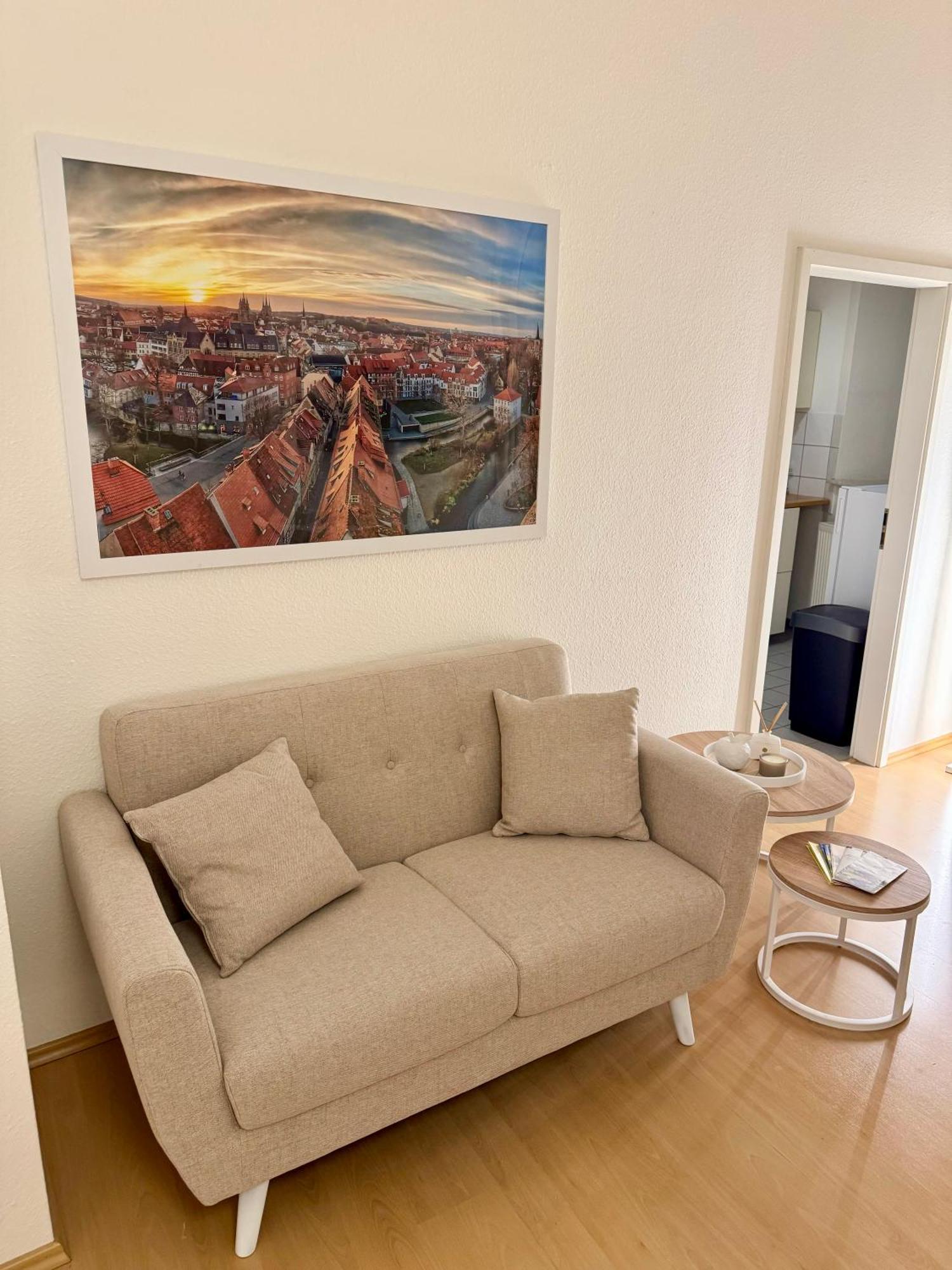 Ferienwohnung Schildblick Modernes Apartment Direkt In Der Altstadt Von Erfurt Nahe Der Kraemerbruecke - Beste Innenstadtlage Екстер'єр фото